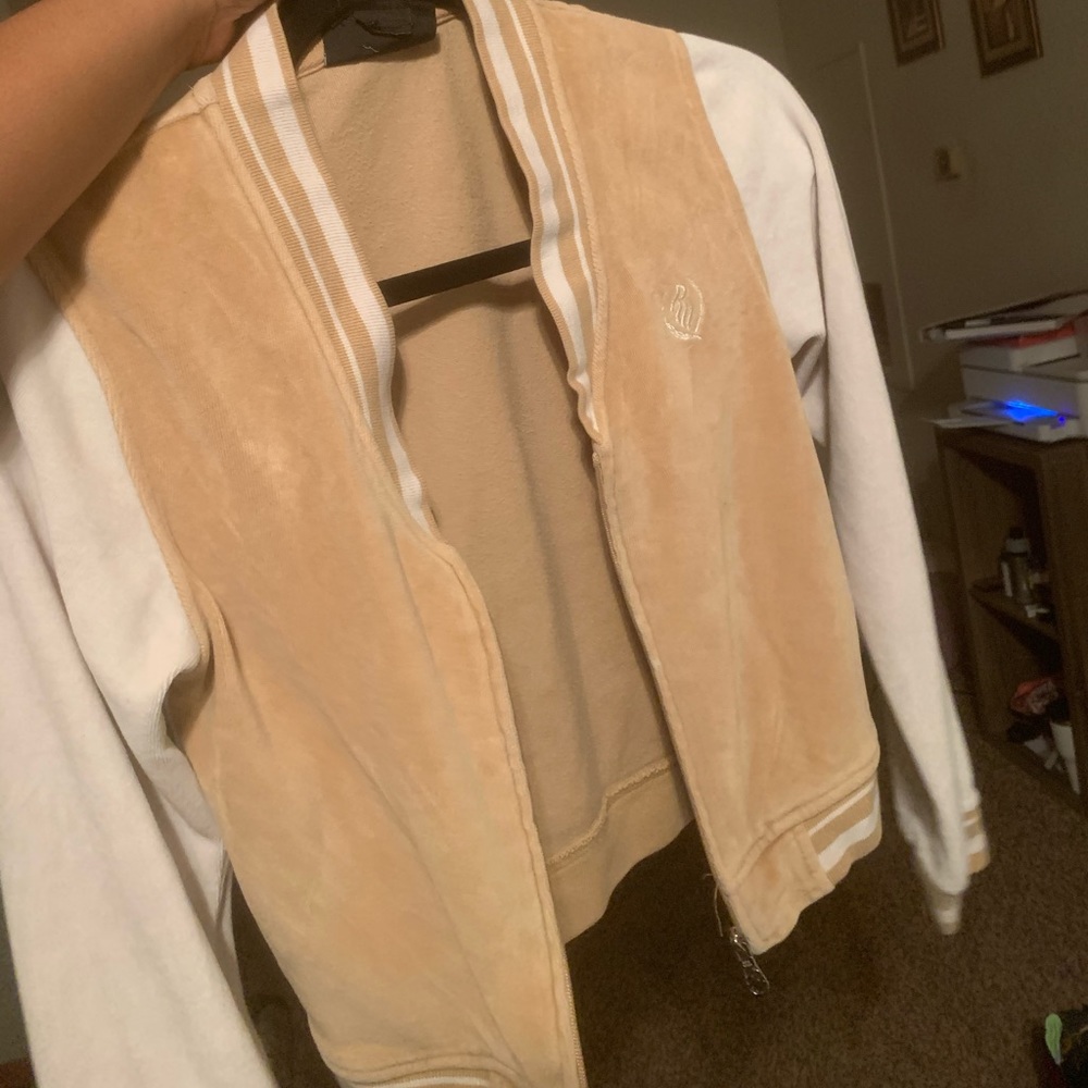 Womans rocawear jacket